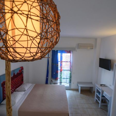Atlas Boutique Hotel Kamari  Exterior photo