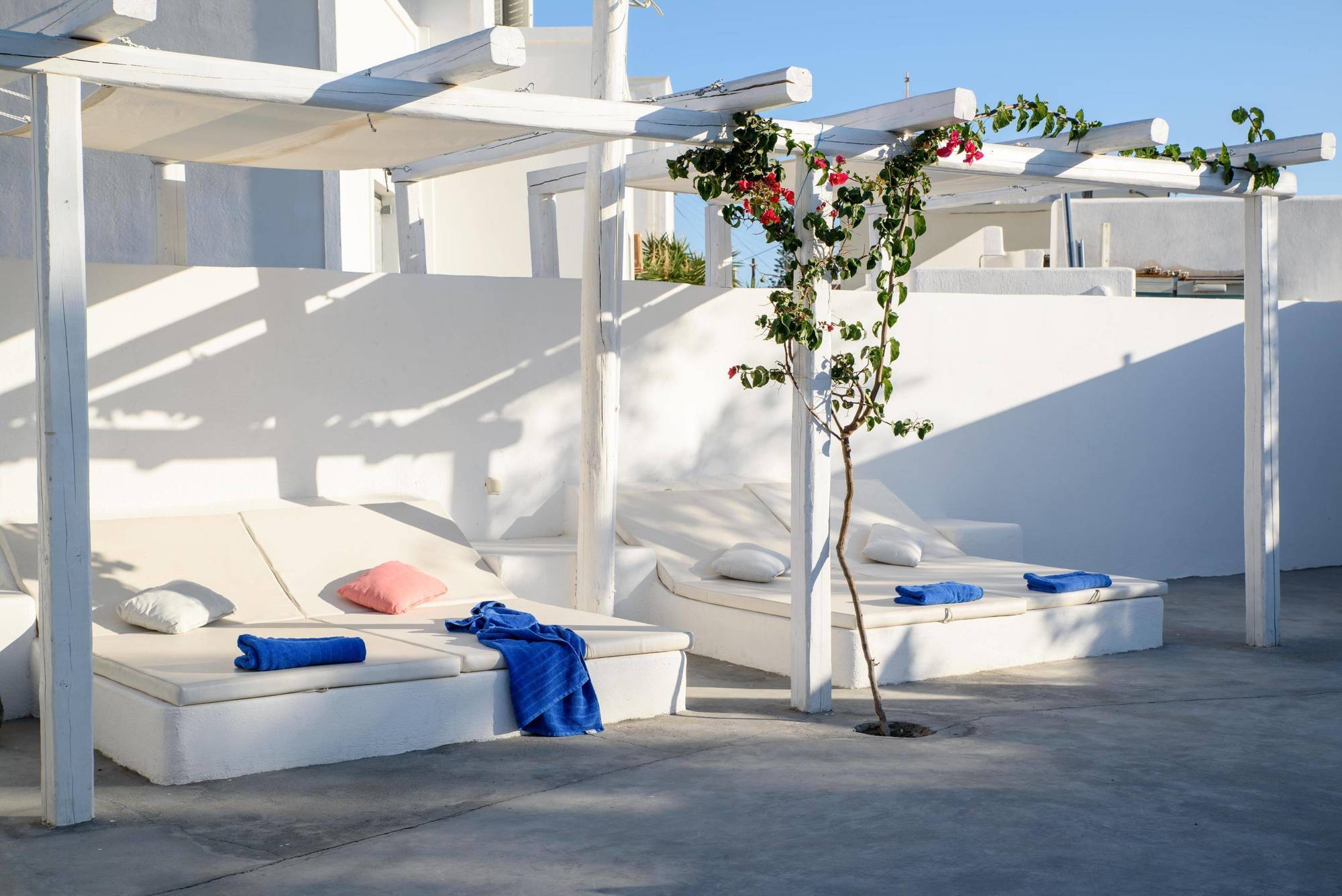 Atlas Boutique Hotel Kamari  Exterior photo